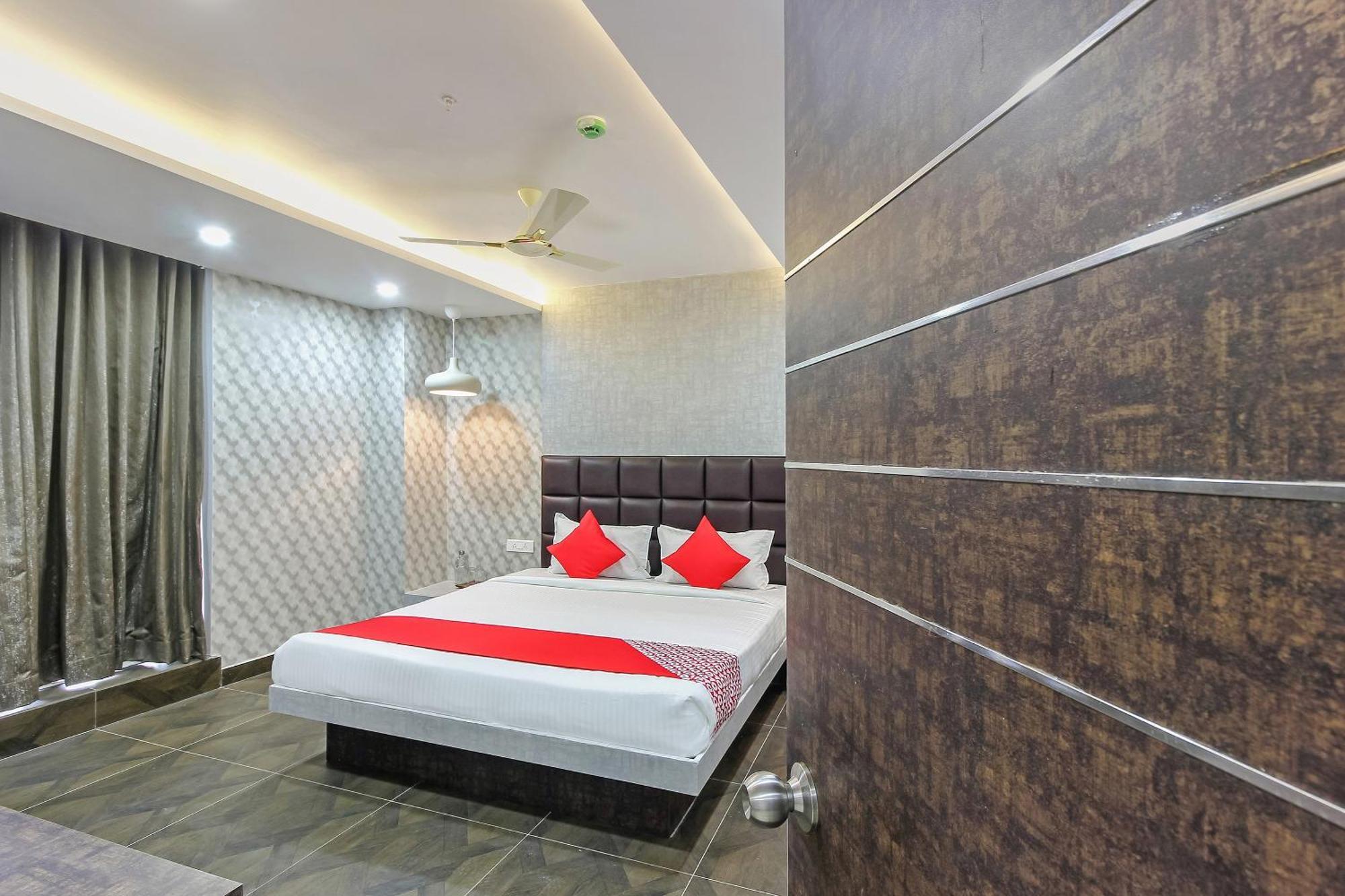 Super Capital O Hoysala Inn Secundurabad Εξωτερικό φωτογραφία