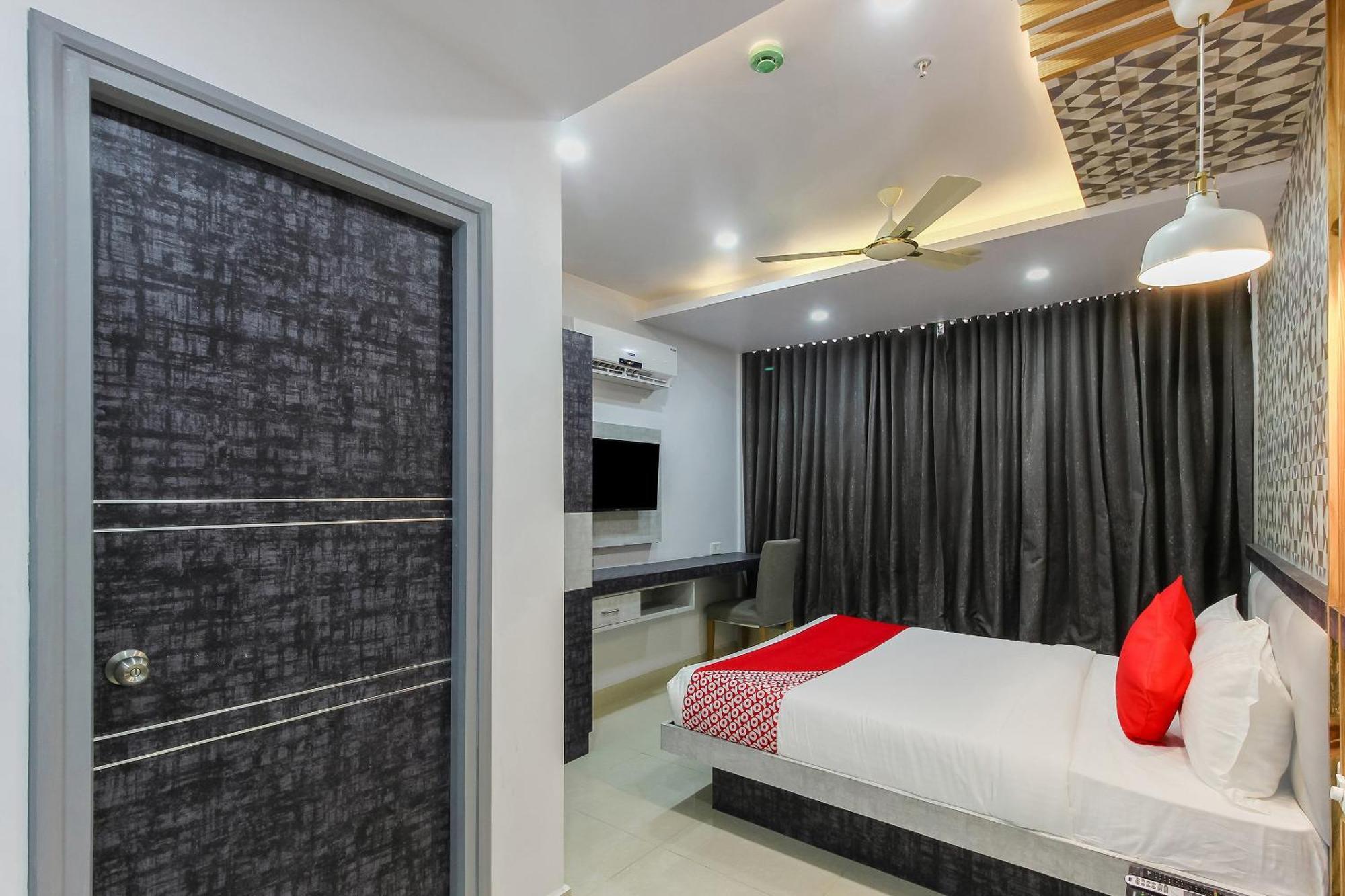 Super Capital O Hoysala Inn Secundurabad Εξωτερικό φωτογραφία